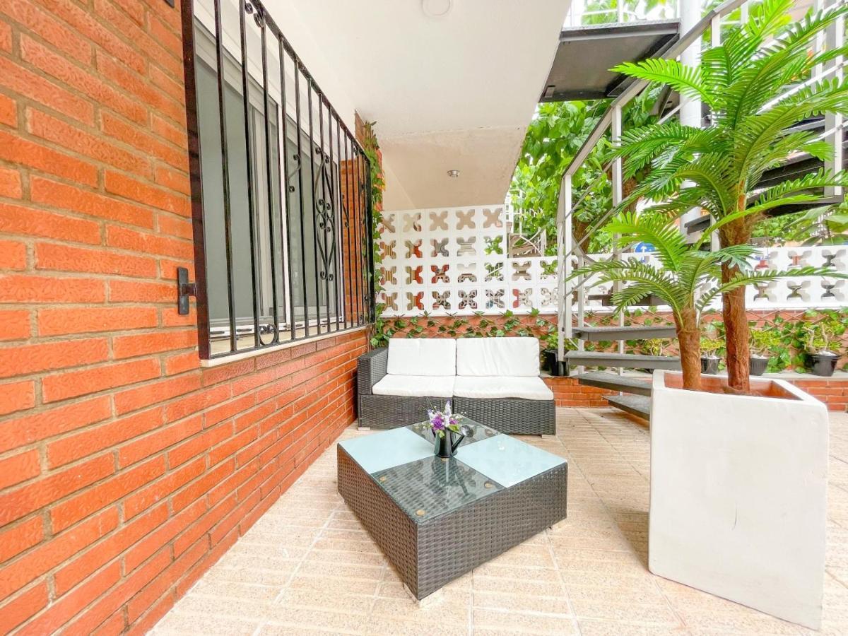 Apartamentos Calamari 1 & 2 Salou Exterior photo